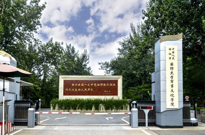 廚房設備維修保養,油煙管道清洗,大型油煙機清洗,煙道清洗,廚房清洗,油煙凈化器改造安裝